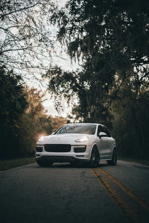 2016 Porsche 958 Cayenne GTS - Image 11 of 20