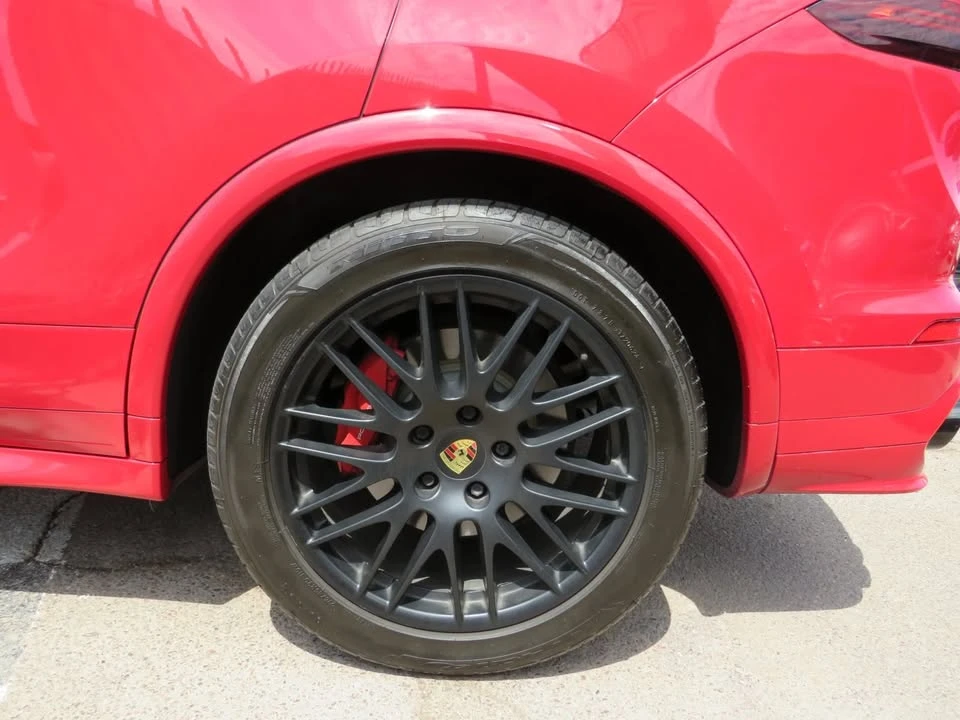 2016 Porsche 958 Cayenne GTS - Image 12 of 20