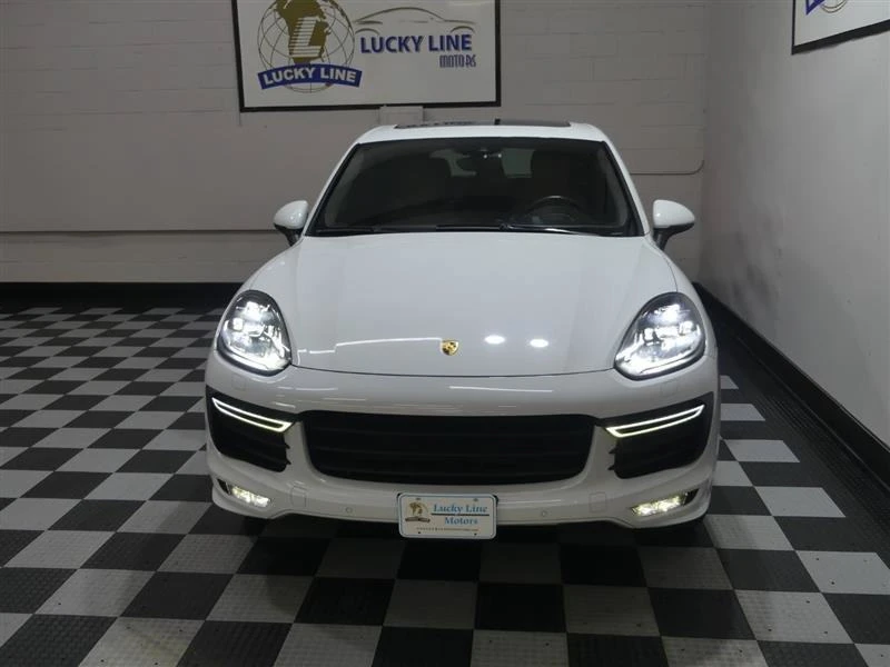 2016 Porsche 958 Cayenne GTS - Image 3 of 20