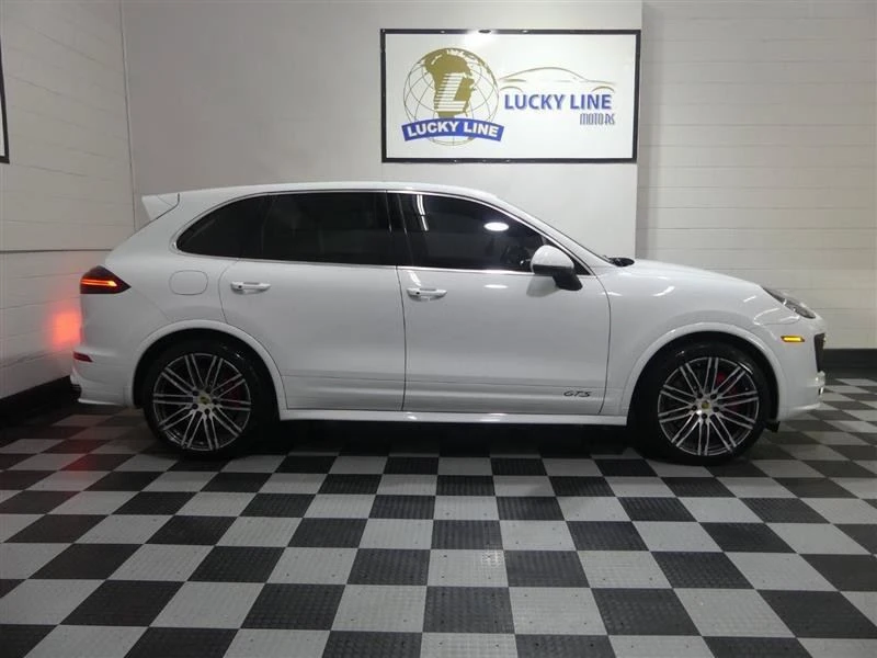 2016 Porsche 958 Cayenne GTS - Image 6 of 20