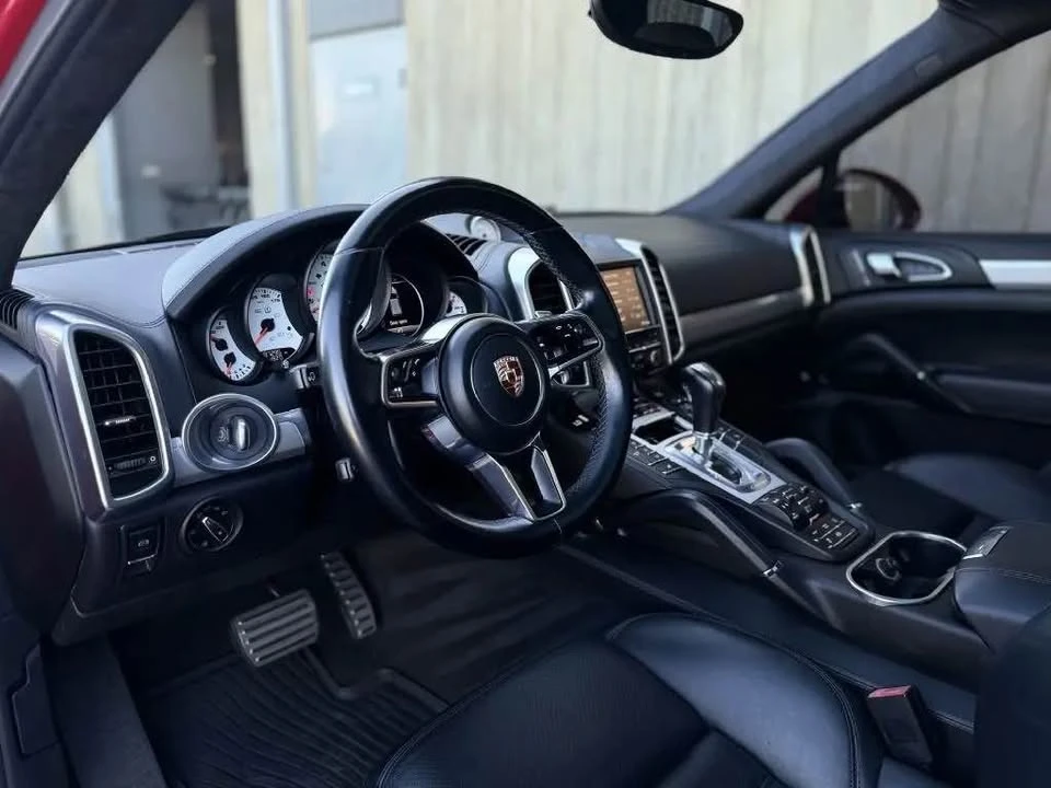 2016 Porsche 958 Cayenne GTS - Image 9 of 20
