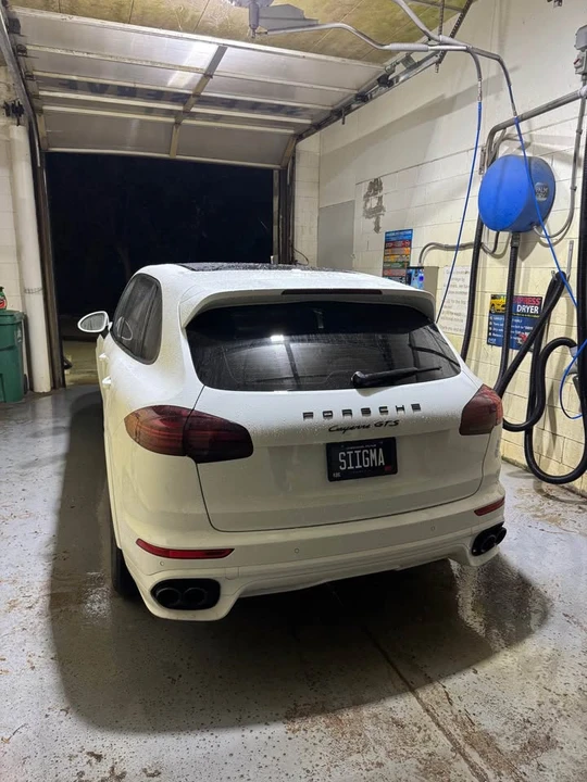 2016 Porsche 958 Cayenne GTS - Image 3 of 3