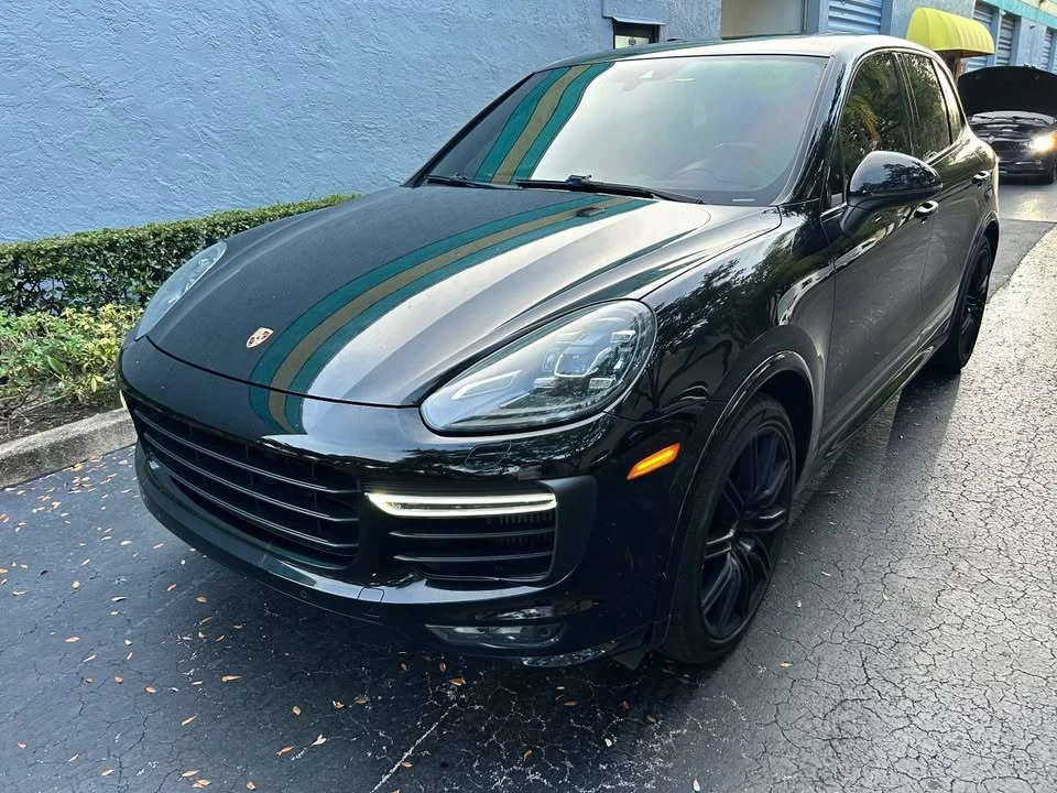 2016 Porsche 958 Cayenne GTS - Image 2 of 20