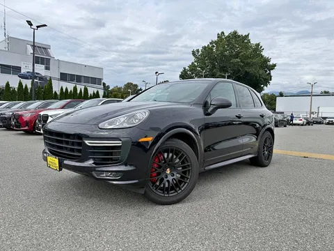 2016 Porsche Cayenne GTS