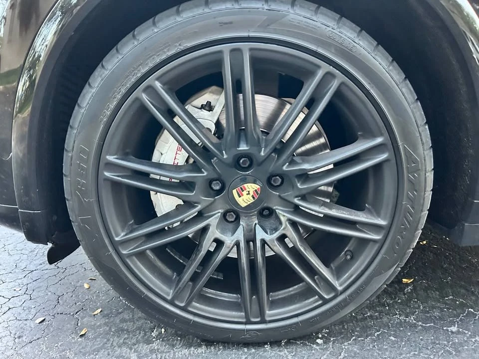 2016 Porsche 958 Cayenne GTS - Image 10 of 20