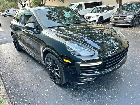 2016 Porsche Cayenne GTS