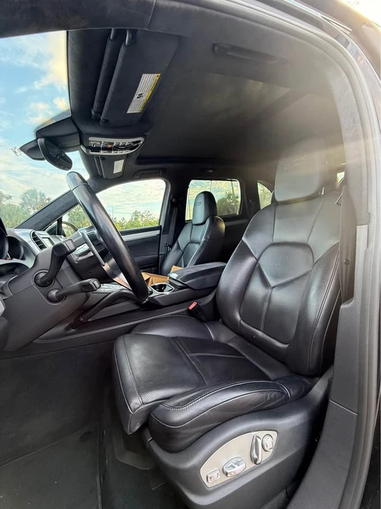 2016 Porsche 958 Cayenne GTS - Image 9 of 13