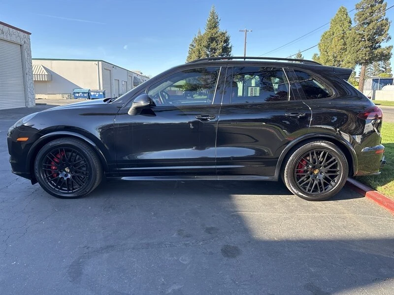 2016 Porsche 958 Cayenne GTS - Image 8 of 20