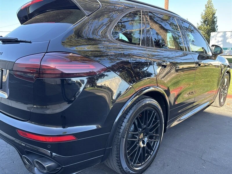 2016 Porsche 958 Cayenne GTS - Image 12 of 20