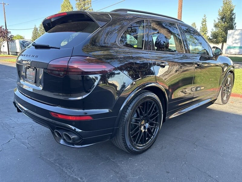 2016 Porsche 958 Cayenne GTS - Image 13 of 20