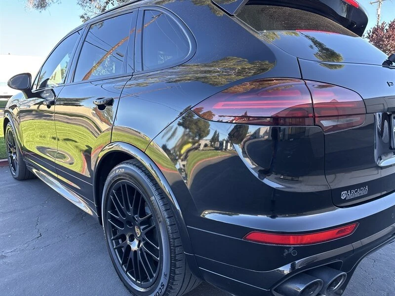 2016 Porsche 958 Cayenne GTS - Image 10 of 20