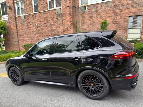 2016 Porsche Cayenne GTS Sport Utility 4D