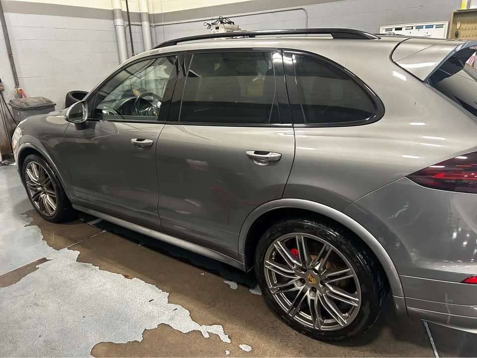 2016 Porsche 958 Cayenne GTS - Image 7 of 9