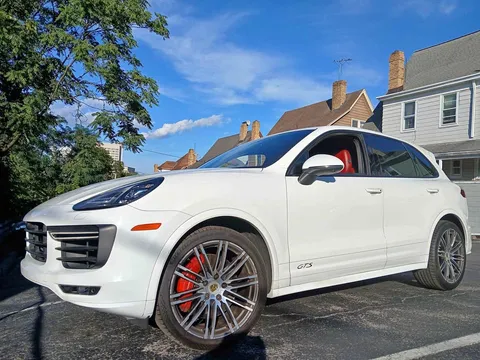 2016 Porsche Cayenne GTS Sport Utility 4D