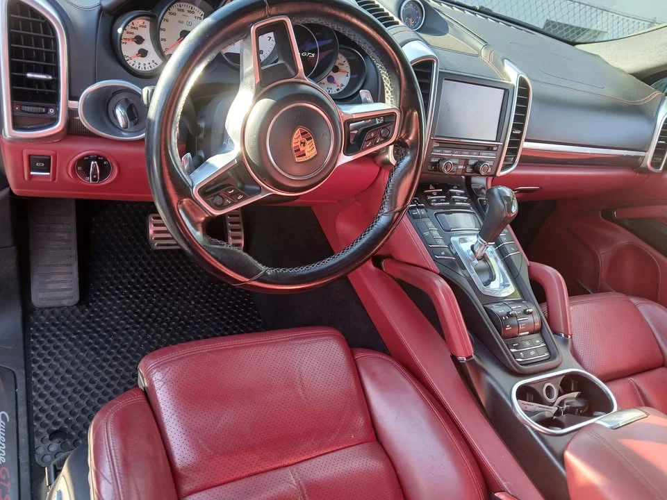 2016 Porsche 958 Cayenne GTS - Image 2 of 5