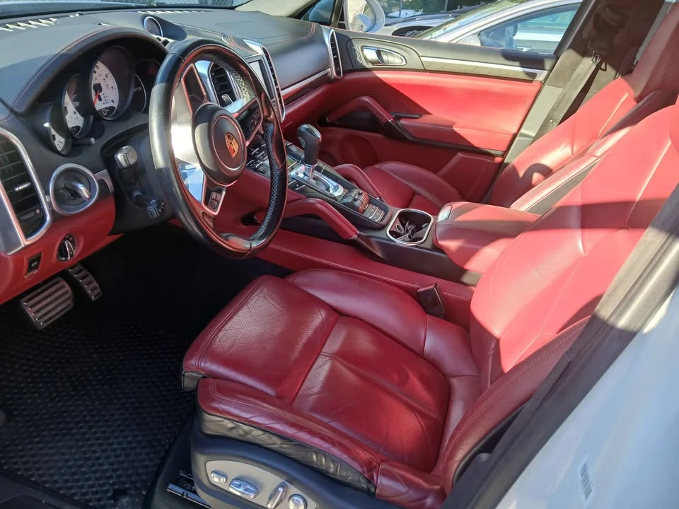 2016 Porsche 958 Cayenne GTS - Image 3 of 5