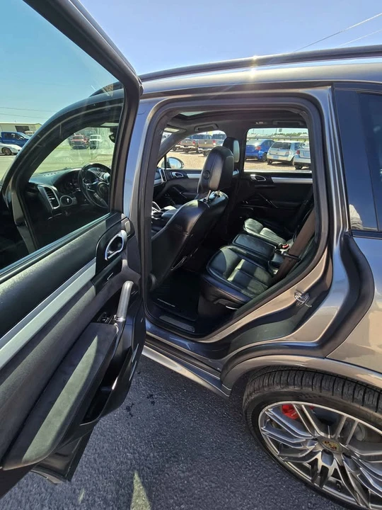 2016 Porsche 958 Cayenne GTS - Image 17 of 18