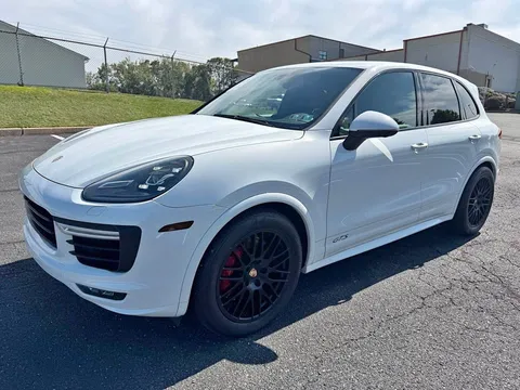 2016 Porsche Cayenne GTS Sport Utility 4D