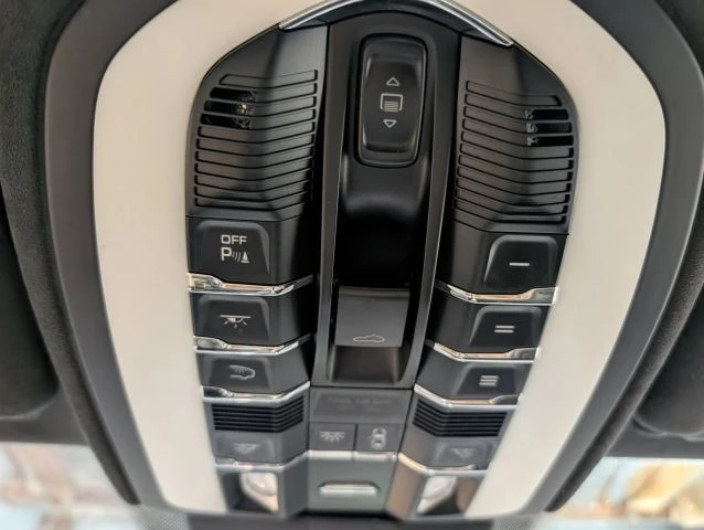 2016 Porsche 958 Cayenne GTS - Image 18 of 21