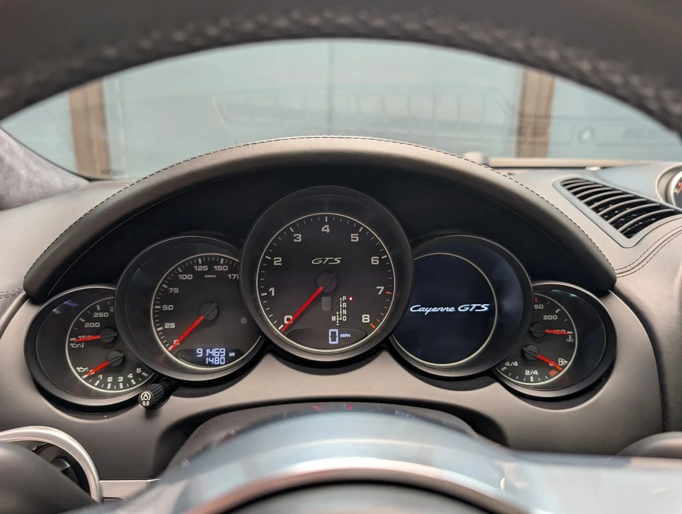 2016 Porsche - Image 15 of 31