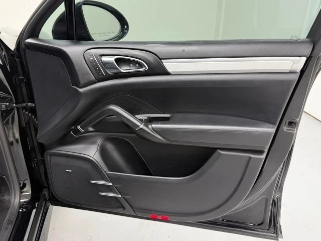 2016 Porsche 958 Cayenne GTS - Image 21 of 21