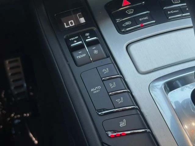 2016 Porsche 958 Cayenne GTS - Image 15 of 31