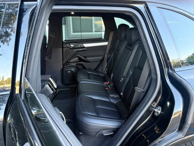 2016 Porsche 958 Cayenne GTS - Image 12 of 31