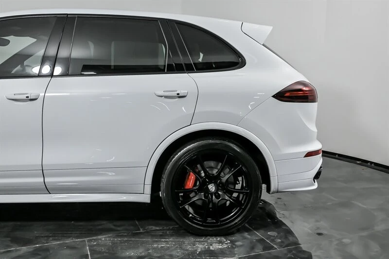 2016 Porsche 958 Cayenne GTS - Image 7 of 31
