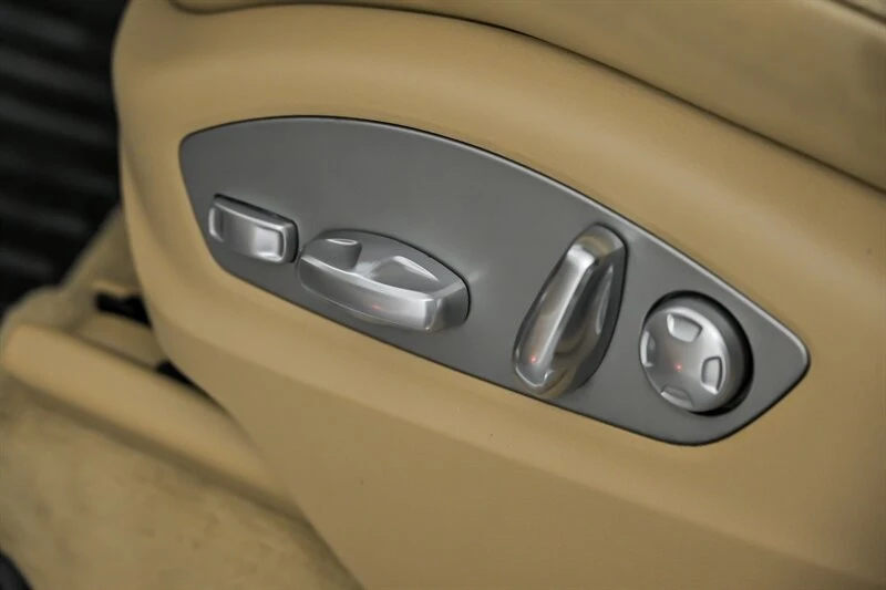 2016 Porsche 958 Cayenne GTS - Image 24 of 31