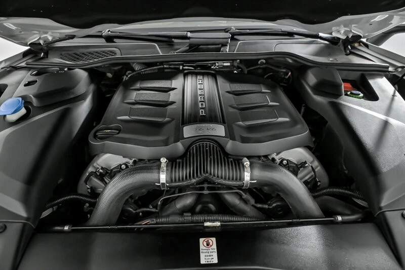 2016 Porsche 958 Cayenne GTS - Image 14 of 31