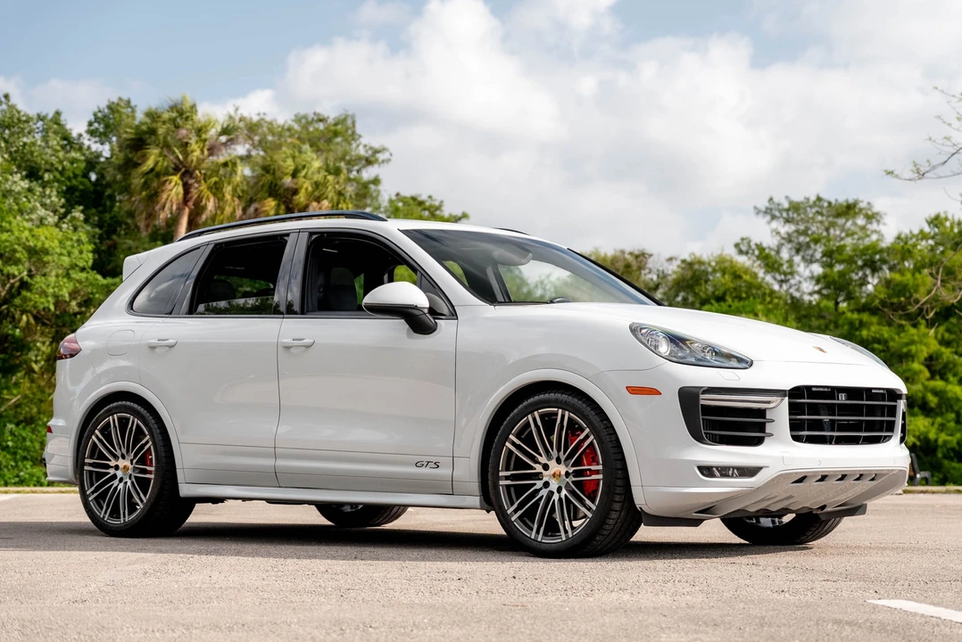 2016 Porsche 958 Cayenne GTS - Image 2 of 31