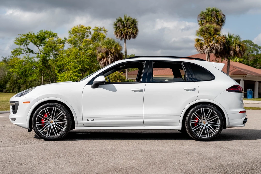 2016 Porsche 958 Cayenne GTS - Image 5 of 31