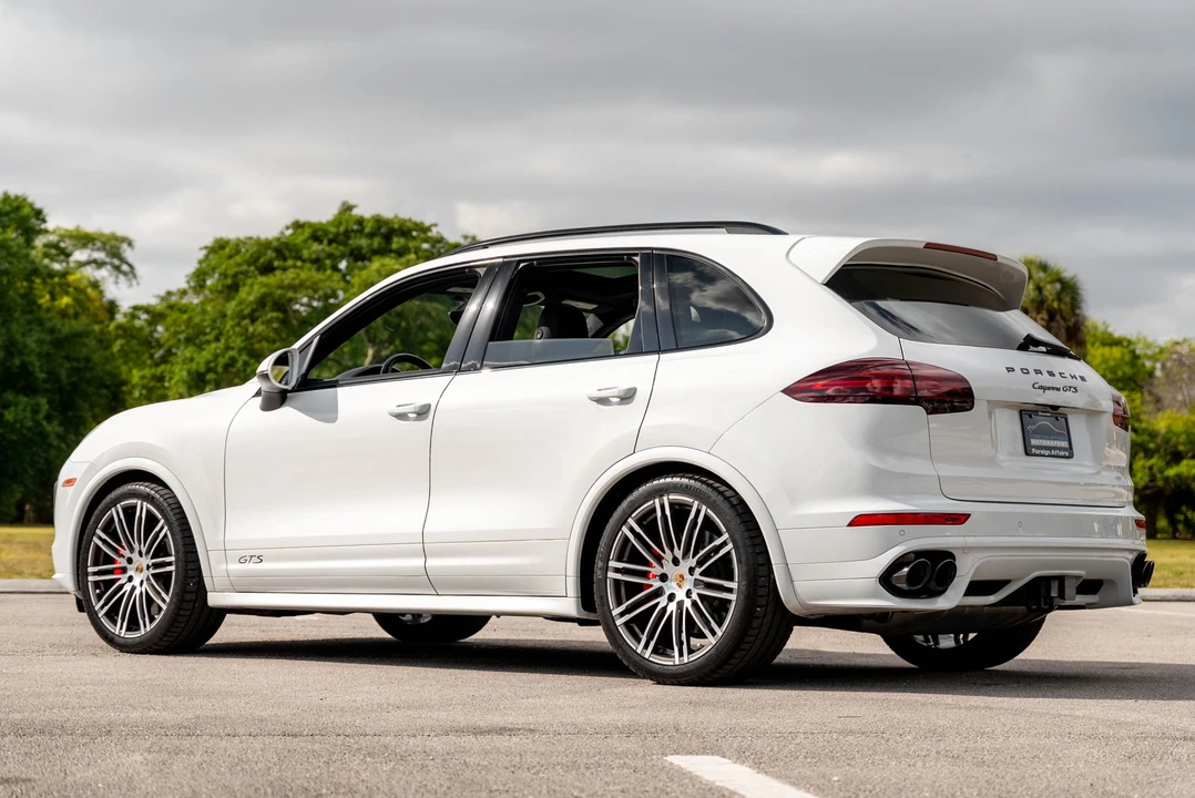 2016 Porsche 958 Cayenne GTS - Image 6 of 31