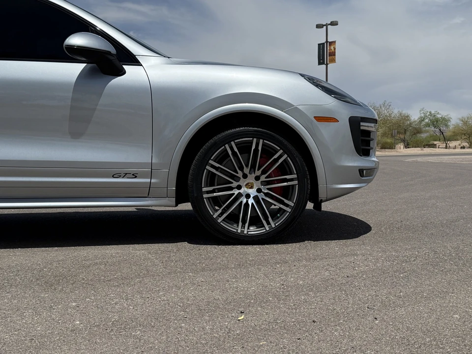 2016 Porsche 958 Cayenne GTS - Image 28 of 31
