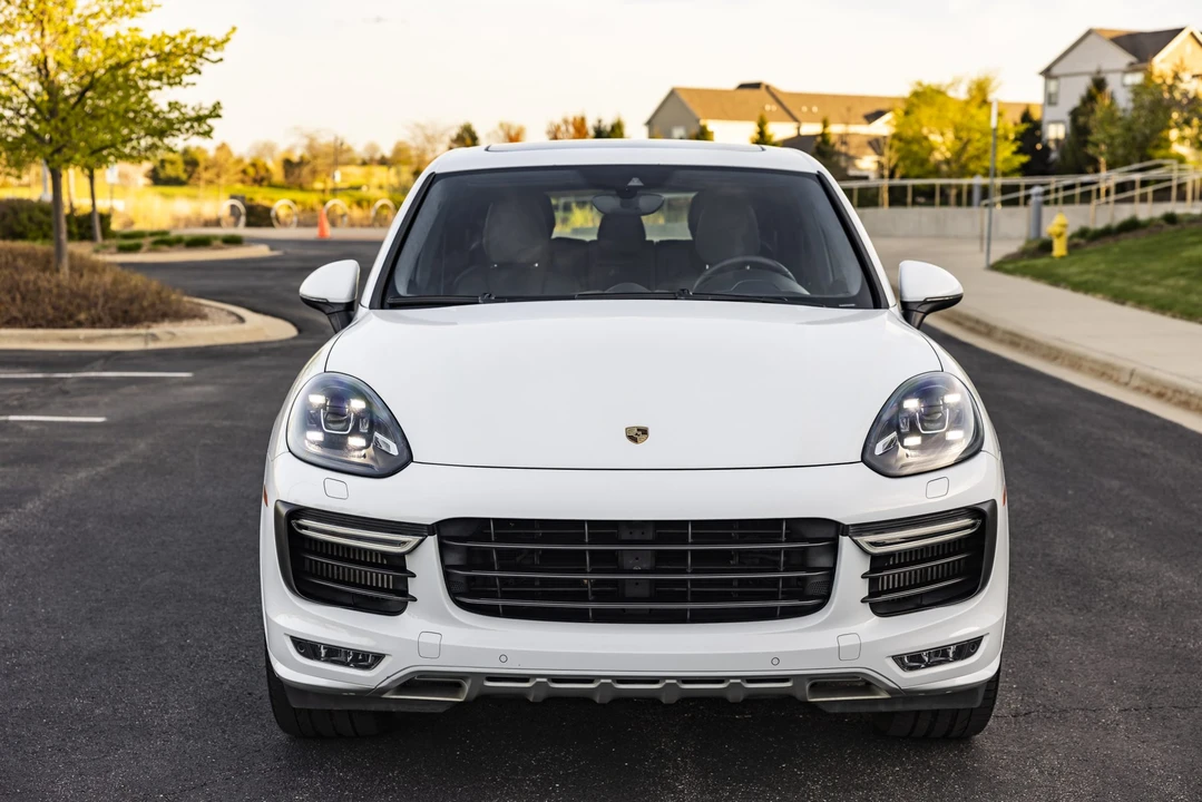 2016 Porsche 958 Cayenne GTS - Image 7 of 31