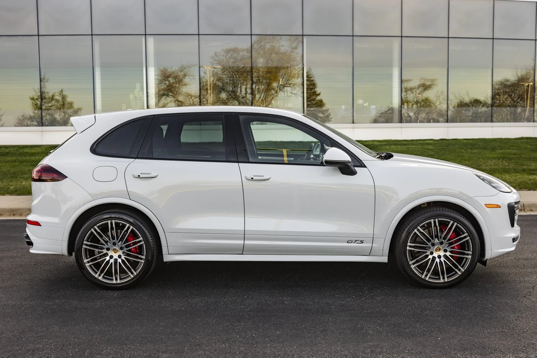 2016 Porsche 958 Cayenne GTS - Image 13 of 31