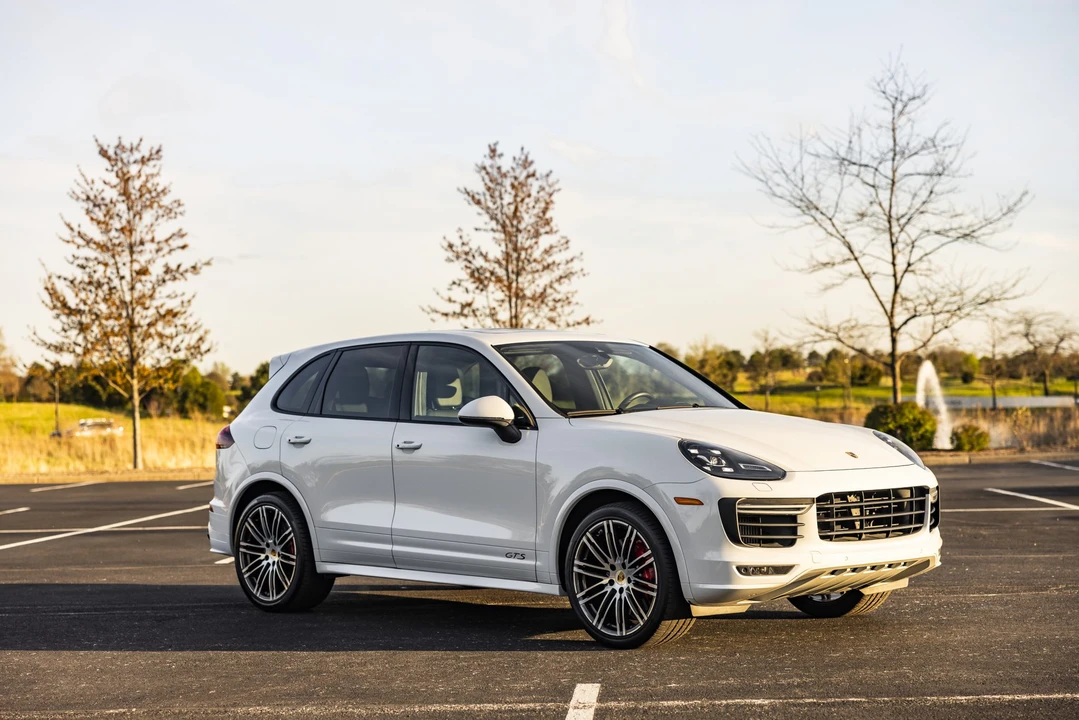 2016 Porsche 958 Cayenne GTS - Image 12 of 31