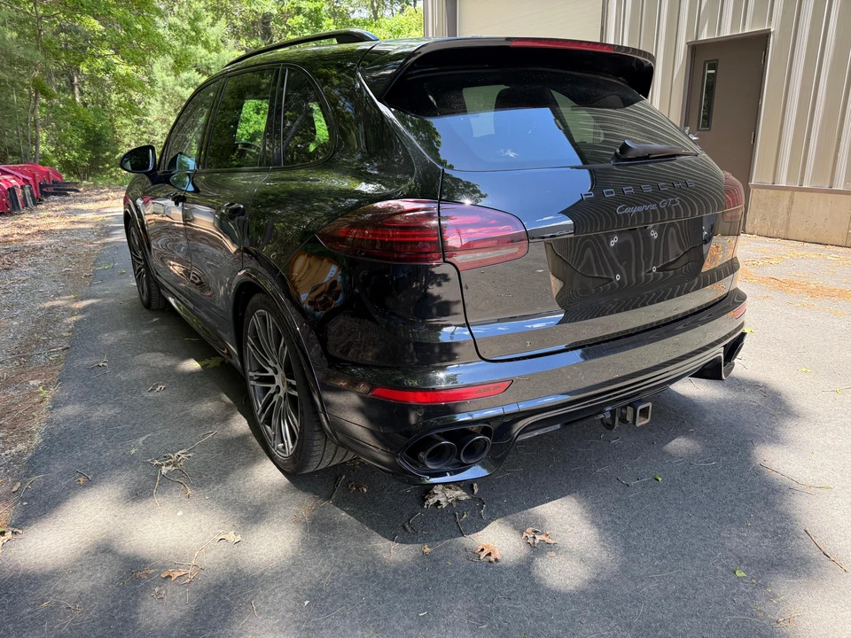 2016 Porsche 958 Cayenne GTS - Image 27 of 31