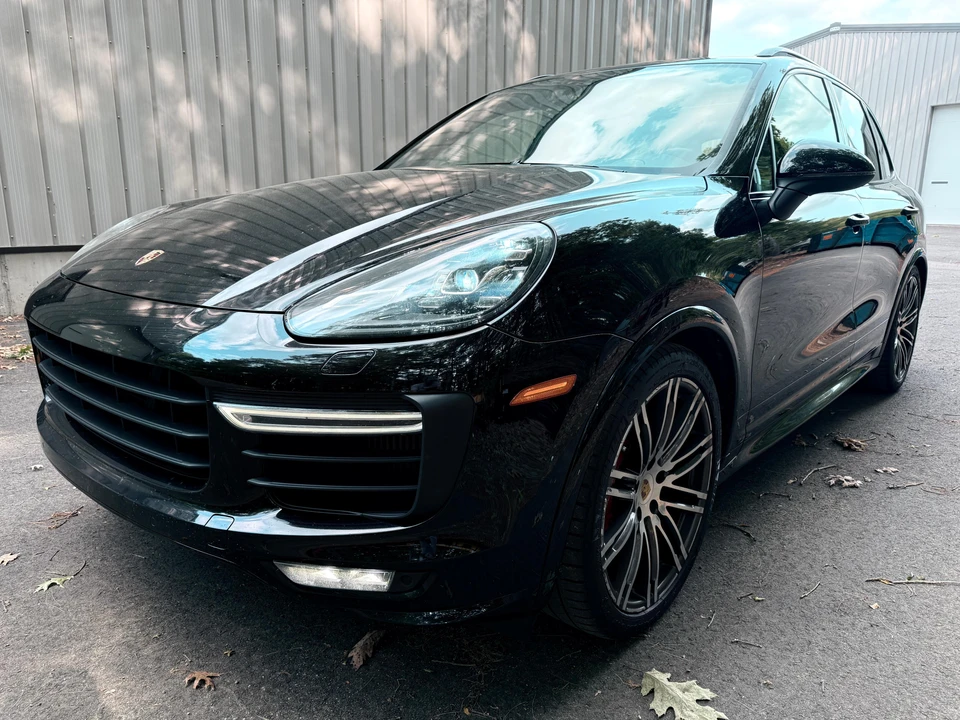 2016 Porsche 958 Cayenne GTS - Image 9 of 31