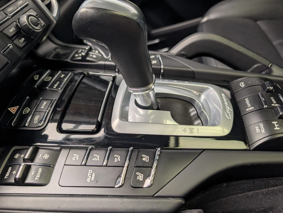 2016 Porsche 958 Cayenne GTS - Image 18 of 21