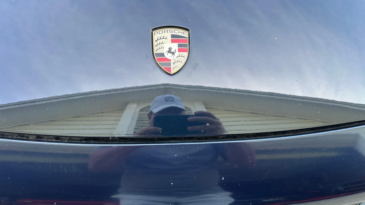 2016 Porsche 958 Cayenne GTS - Image 12 of 31