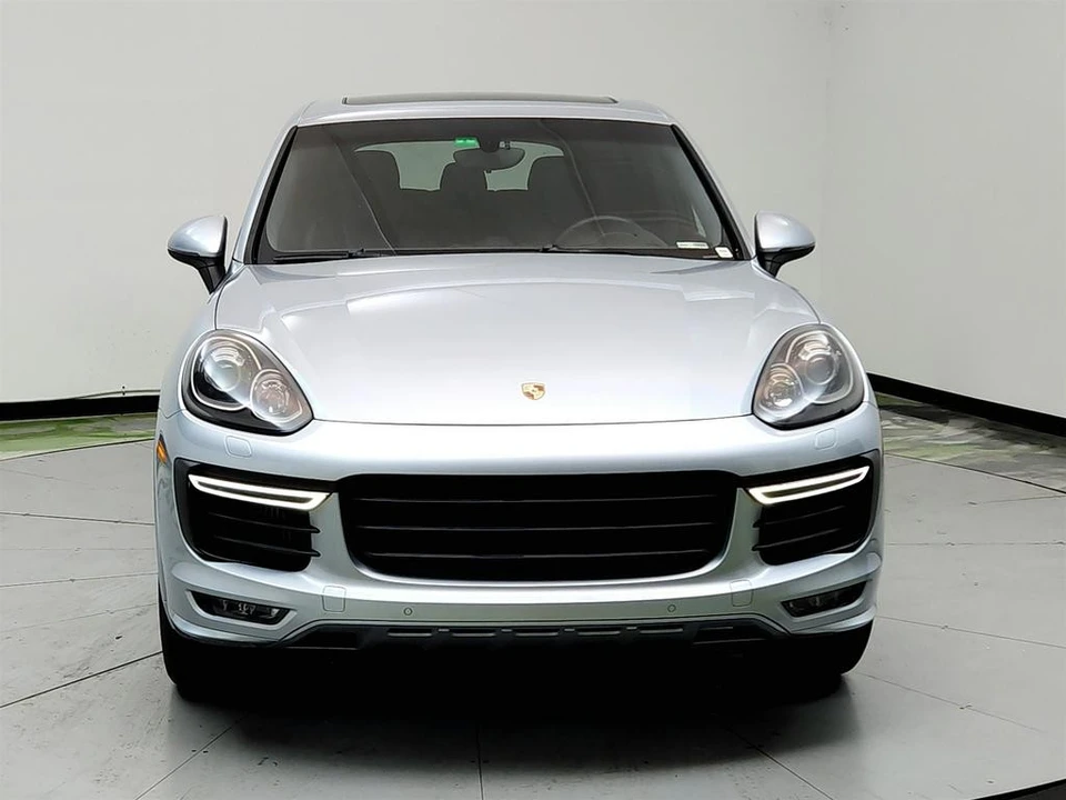 2016 Porsche 958 Cayenne GTS - Image 2 of 31