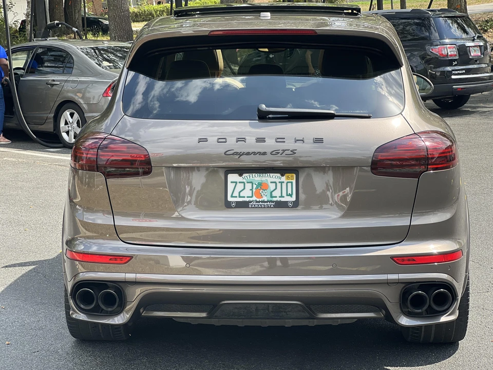 2016 Porsche 958 Cayenne GTS - Image 13 of 30