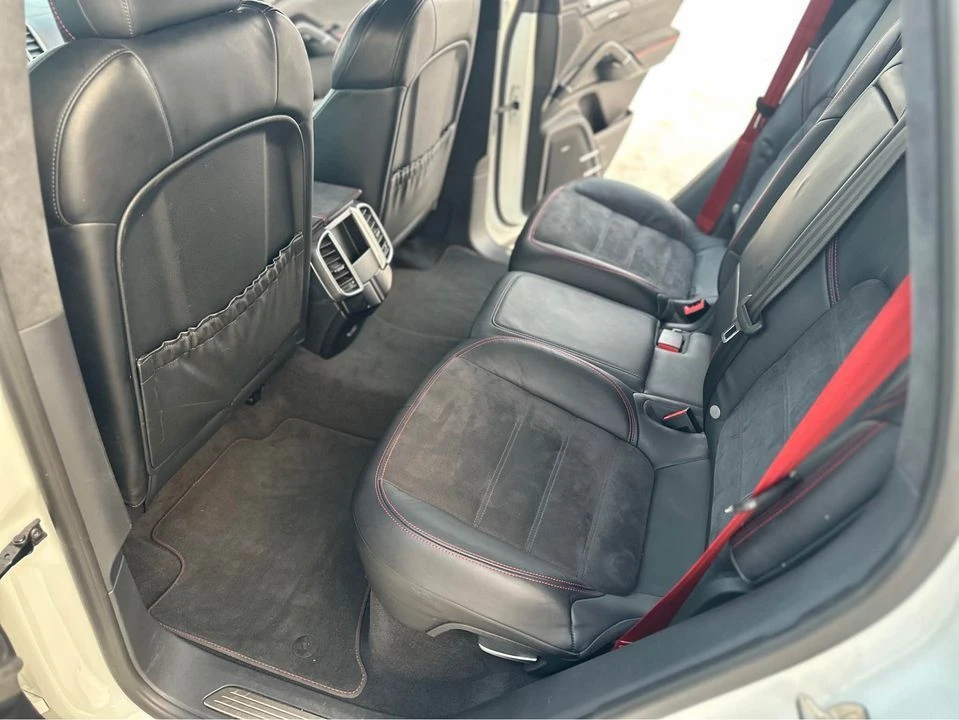 2016 Porsche 958 Cayenne GTS - Image 16 of 20