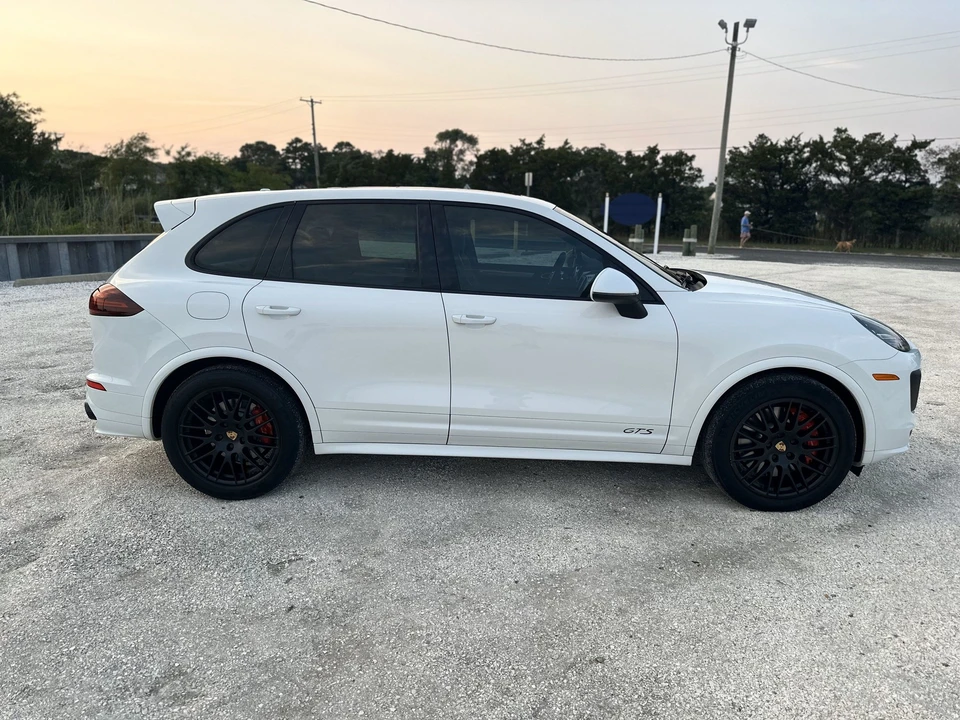 2016 Porsche 958 Cayenne GTS - Image 4 of 10
