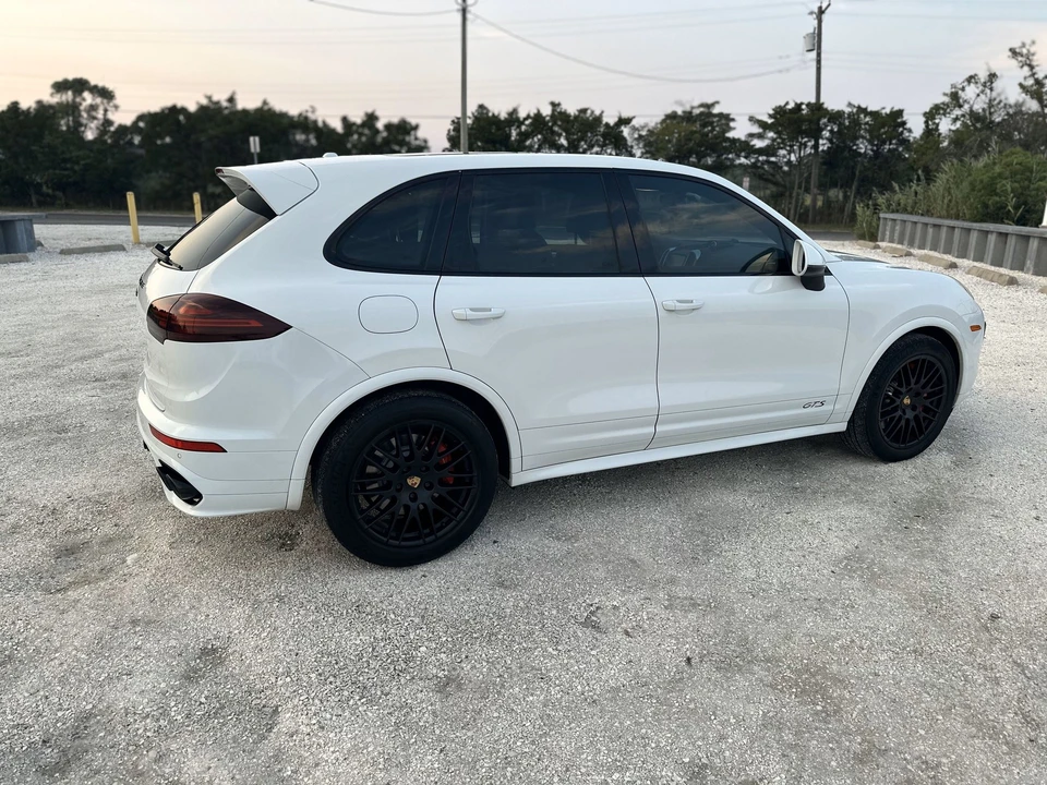 2016 Porsche 958 Cayenne GTS - Image 6 of 10