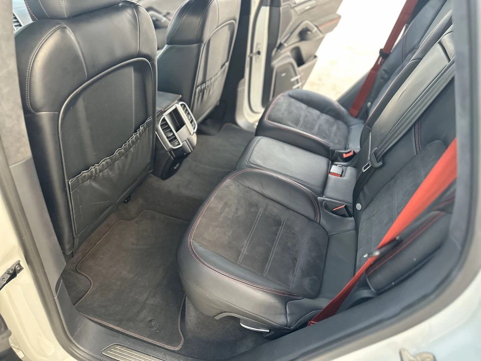 2016 Porsche 958 Cayenne GTS - Image 9 of 10