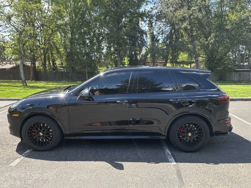 2016 Porsche 958 Cayenne GTS - Image 11 of 31