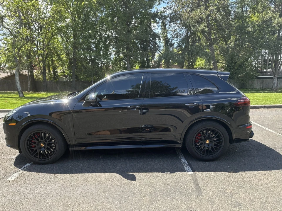 2016 Porsche 958 Cayenne GTS - Image 10 of 31