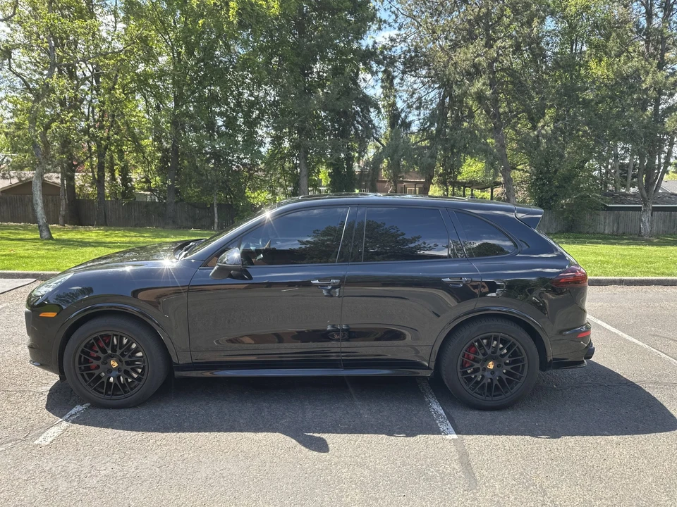 2016 Porsche 958 Cayenne GTS - Image 12 of 31